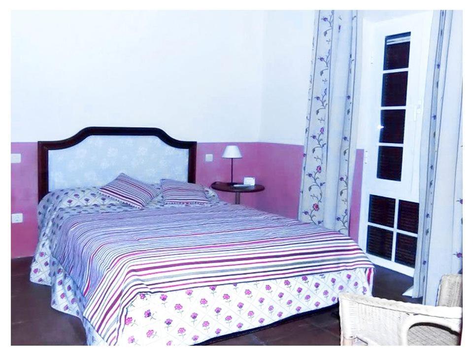 Casa Rural Valdevilano La Roca de la Sierra Екстер'єр фото