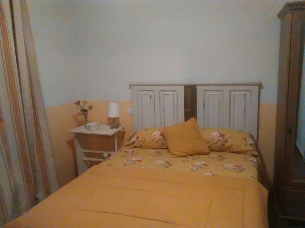 Casa Rural Valdevilano La Roca de la Sierra Екстер'єр фото